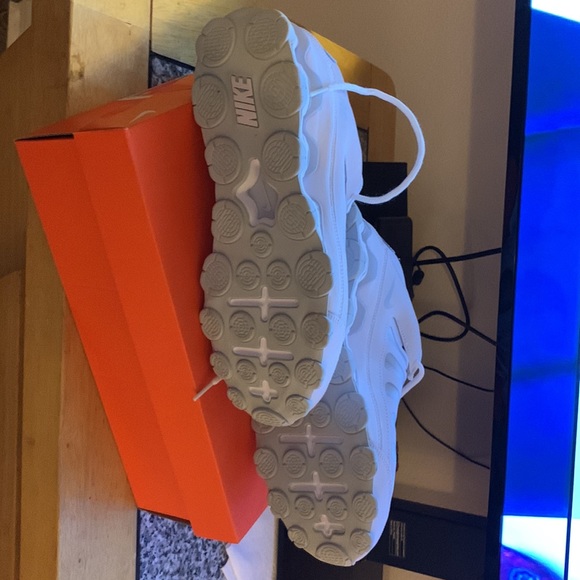 8.5 nike read 8 tr mesh - Picture 3 of 3